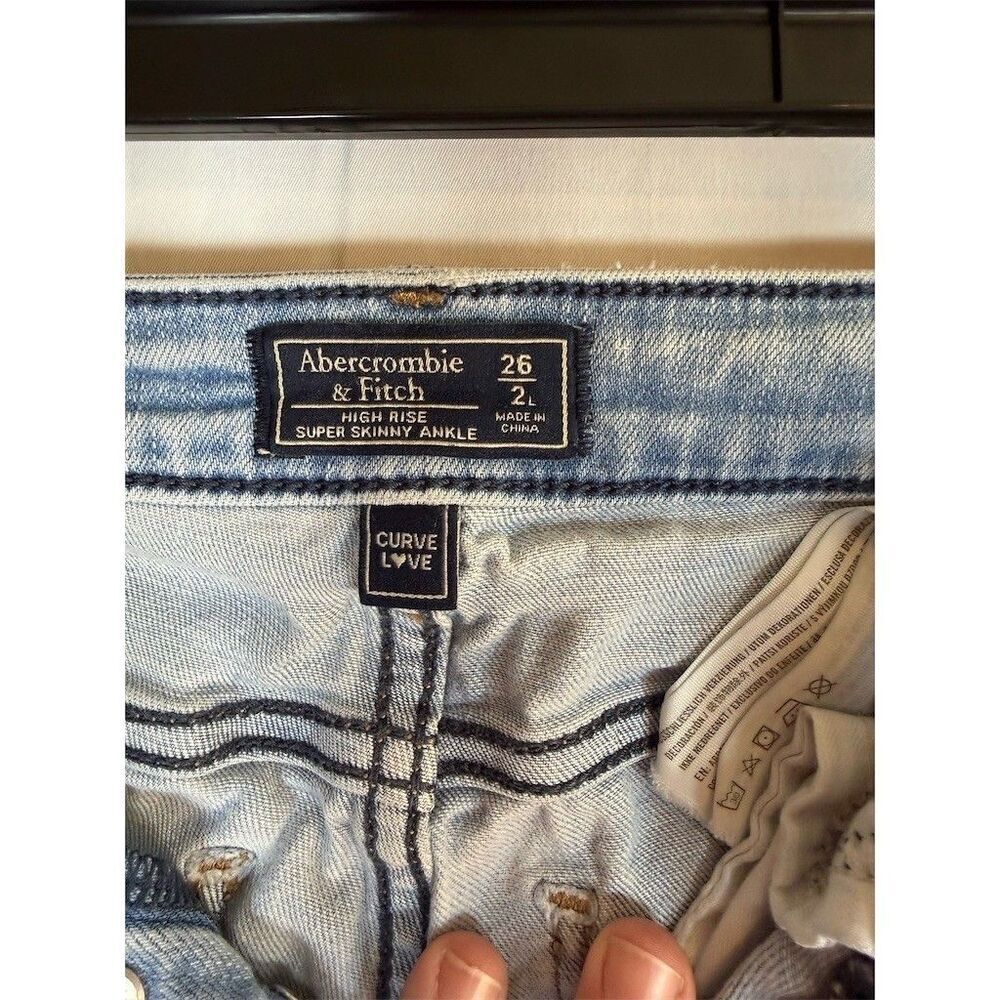Abercrombie & Fitch Jeans Womens Size 26 Blue Light Wash High Rise Skinny - Picture 13 of 15